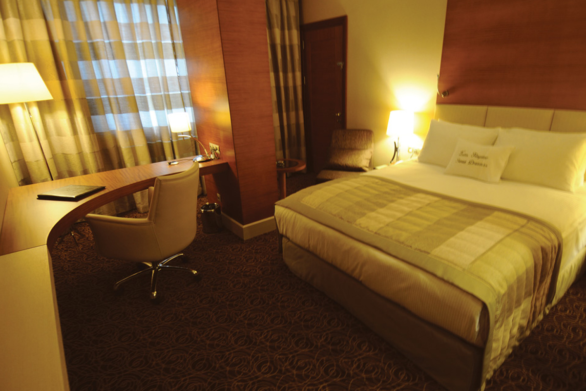 DoubleTreeByHilton002